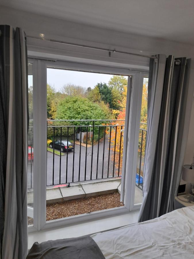 Penthouse Apartment Free Wi-Fi & Parking Occasional Bed Available Solihull Exterior photo